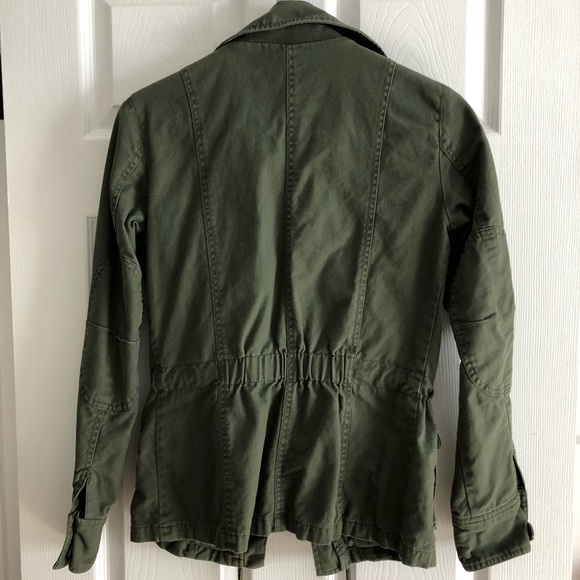 Roots Jacket - Picture 2 of 3